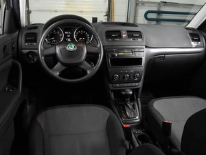 Внедорожник Skoda Yeti 2011 года, 1029000 рублей, Воронеж