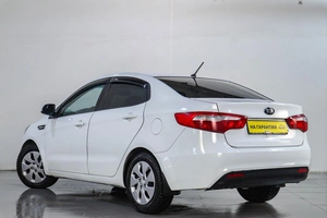 Седан Kia Rio 2015 года, 799000 рублей, Челябинск
