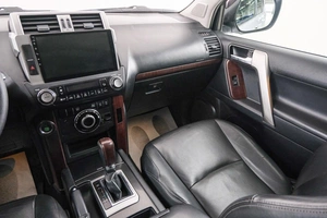 Внедорожник Toyota Land Cruiser Prado 2014 года, 3599000 рублей, Красноярск