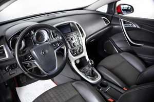 Купе Opel Astra GTC 2012 года, 779000 рублей, Пермь