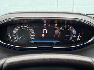 Внедорожник Peugeot 3008 2020 года, 1760000 рублей, Ижевск