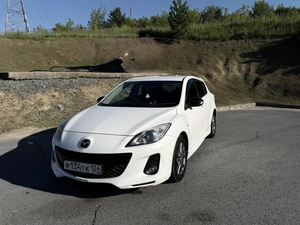 Хетчбэк Mazda Axela 2013 года, 1070000 рублей, Ачинск