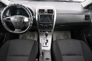 Седан Toyota Corolla 2011 года, 1119000 рублей, Красноярск