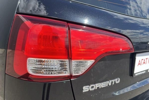Внедорожник Kia Sorento 2017 года, 2635000 рублей, Солонцы