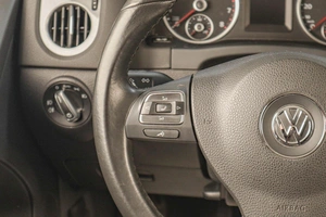 Внедорожник Volkswagen Tiguan 2014 года, 1799000 рублей, Челябинск