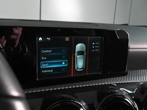 Хетчбэк Mercedes-benz A-класс 2019 года, 2199000 рублей, Аксай