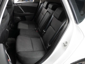 Хетчбэк Mazda 3 2011 года, 859000 рублей, Тюмень