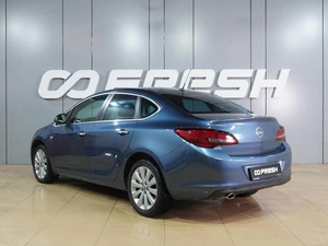 Седан Opel Astra 2013 года, 999000 рублей, Воронеж