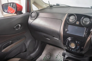 Хетчбэк Nissan Note 2018 года, 1129000 рублей, Томск
