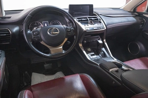 Внедорожник Lexus NX 2019 года, 4069000 рублей, Томск