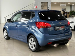 Минивэн Kia Venga 2013 года, 987000 рублей, Солонцы