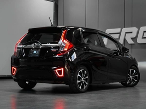 Хетчбэк Honda Fit 2014 года, 1129000 рублей, Тюмень