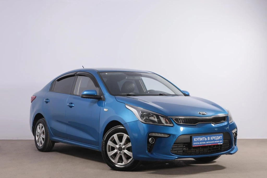 Седан Kia Rio 2018 года, 999000 рублей, Новосибирск