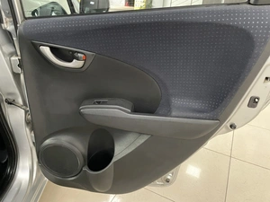Хетчбэк Honda Fit 2009 года, 647000 рублей, Солонцы
