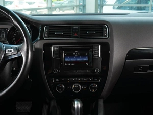Седан Volkswagen Jetta 2016 года, 1298000 рублей, Тверь