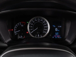 Седан Toyota Corolla 2021 года, 1768000 рублей, Тюмень