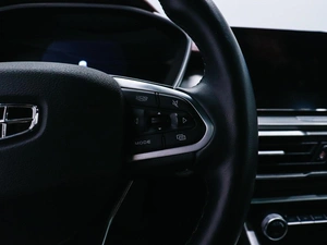 Внедорожник Geely Coolray 2021 года, 1825000 рублей, Красноярск