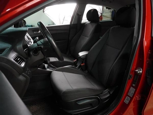 Седан Hyundai Solaris 2018 года, 1359000 рублей, Воронеж
