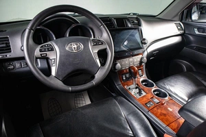 Внедорожник Toyota Highlander 2012 года, 2199000 рублей, Сургут