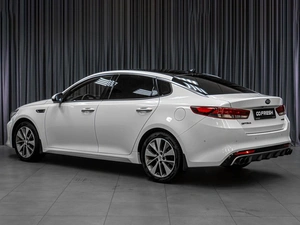 Седан Kia Optima 2017 года, 1929000 рублей, Тюмень