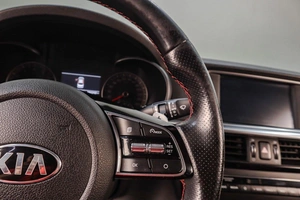 Седан Kia Optima 2019 года, 2349000 рублей, Челябинск