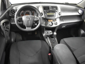Внедорожник Toyota RAV4 2012 года, 1249900 рублей, Казань