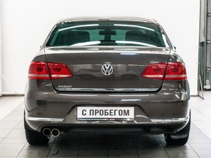 Седан Volkswagen Passat 2012 года, 1300000 рублей, Красноярск