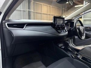 Универсал Toyota Corolla 2019 года, 1897000 рублей, Красноярск
