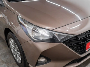 Седан Hyundai Solaris 2022 года, 1590000 рублей, Красноярск