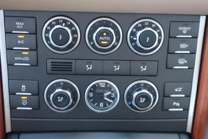Внедорожник Land Rover Range Rover 2011 года, 1750000 рублей, Мирное