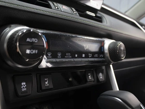 Внедорожник Toyota RAV4 2025 года, 4470000 рублей, Омск