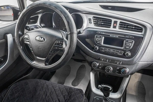 Хетчбэк Kia Ceed 2013 года, 839000 рублей, Барнаул