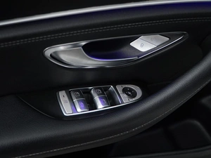 Седан Mercedes-benz E-класс 2017 года, 3039999 рублей, Москва