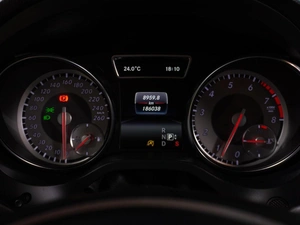 Седан Mercedes-benz CLA-класс 2015 года, 1649000 рублей, Воронеж