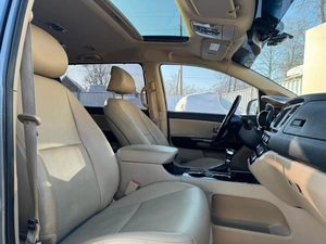 Минивэн Kia Carnival 2019 года, 2729000 рублей, Ижевск