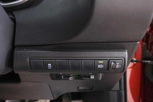 Хетчбэк Toyota Corolla 2018 года, 1519000 рублей, Красноярск