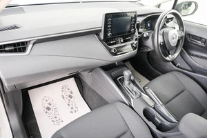 Универсал Toyota Corolla 2020 года, 1699000 рублей, Красноярск