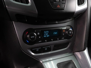 Хетчбэк Ford Focus 2011 года, 835000 рублей, Тюмень