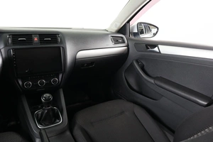 Седан Volkswagen Jetta 2013 года, 819000 рублей, Пермь