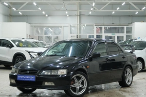Седан Honda Accord 1998 года, 549000 рублей, Омск