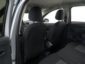 Седан Renault Logan Stepway 2021 года, 1249999 рублей, Москва