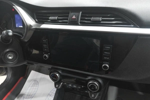 Седан Kia Rio 2020 года, 1689000 рублей, Новокузнецк