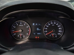 Хетчбэк Kia Rio X-Line 2019 года, 1430000 рублей, Краснодар