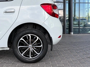 Хетчбэк Renault Sandero 2020 года, 1260000 рублей, Уфа