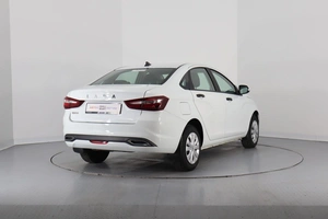 Седан ВАЗ (LADA) Vesta 2023 года, 1230000 рублей, Брянск