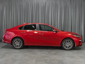 Седан Kia Cerato 2018 года, 1849000 рублей, Тюмень