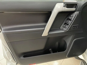 Внедорожник Toyota Land Cruiser Prado 2020 года, 6897000 рублей, Солонцы