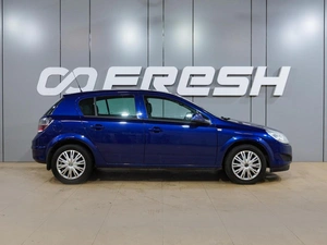 Хетчбэк Opel Astra 2011 года, 434000 рублей, Воронеж