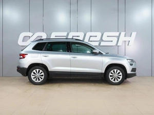 Внедорожник Skoda Karoq 2020 года, 1899000 рублей, Воронеж