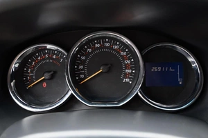 Хетчбэк Renault Sandero Stepway 2015 года, 649000 рублей, Ульяновск